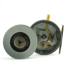 Load image into Gallery viewer, 1925, 4" Hardy Silex Major (Antique)