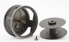 Load image into Gallery viewer, A Good User Youngs 4" Salmon Style Perfect Fly Reel