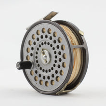 Load image into Gallery viewer, 3¾&quot; Hardy &quot;St Aidan&quot; Reel (Vintage)