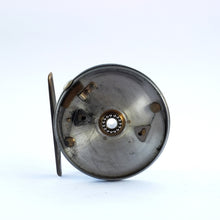 Load image into Gallery viewer, Mid 1920's, 4¼" Hardy Perfect, Wide Drum (Antique)