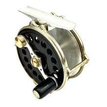 Load image into Gallery viewer, 2.5 inch Ted Godfrey raised Pillar fly reel