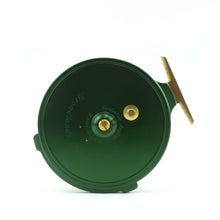 Load image into Gallery viewer, A Ltd Edition, Green, Garry Mills, 4.1/2&quot; &#39;Broadlands Perfection&#39; Reel (Pre-owned/Unused)