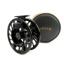 Load image into Gallery viewer, A MINT ORVIS MACH V 4.1/4 INCH DIAMETER WITH ZIP ORVIS CASE