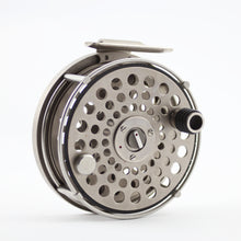 Load image into Gallery viewer, A Rare Lightly Used Right Hand Ari &#39;T Hart S2 Saltwater Reel