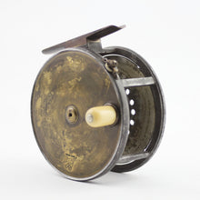 Load image into Gallery viewer, RESERVED 1895, 4½&quot; Brass Faced Perfect Reel (Antique)