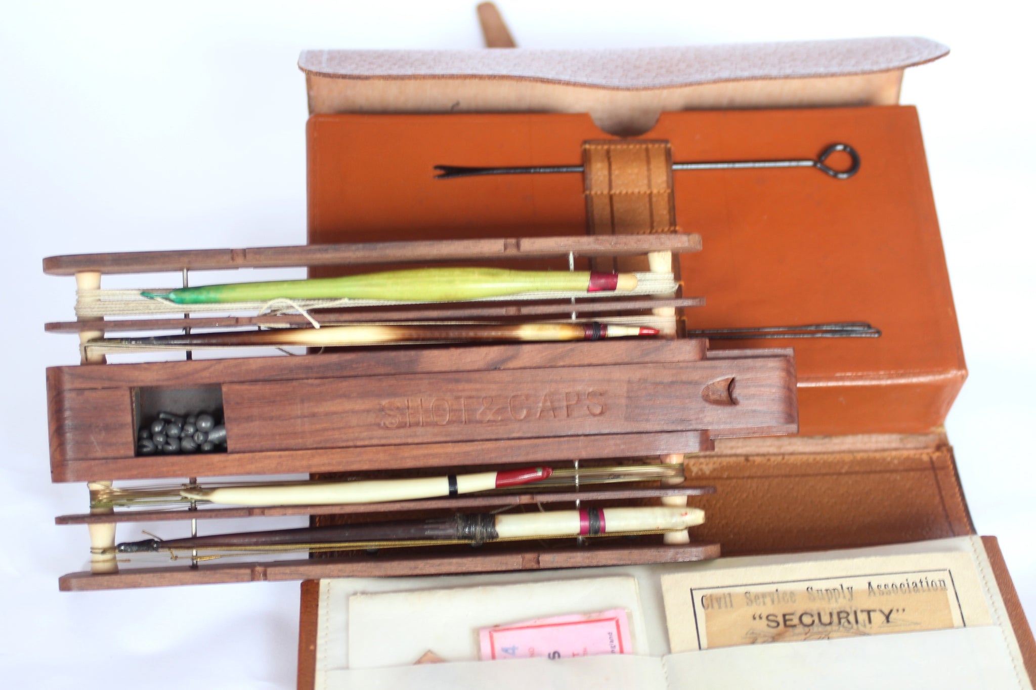 Wooden Float Winder and Compendium in Leather Case – Ireland's Antique  Fishing Tackle